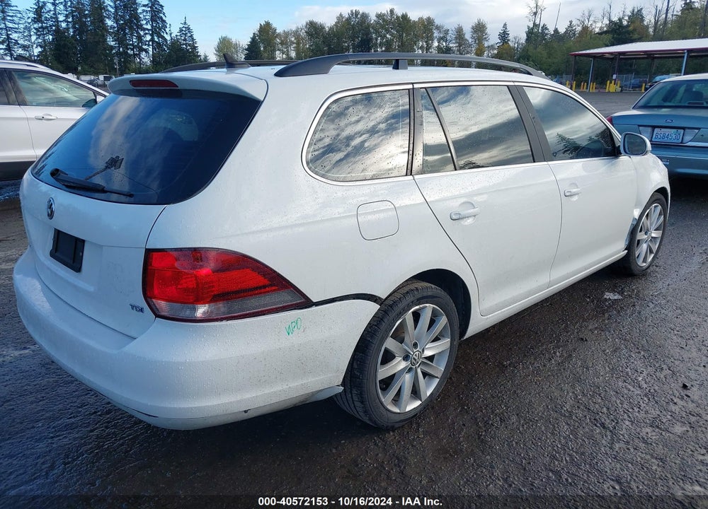 2013 VOLKSWAGEN JETTA SPORTWAGEN 2.0L TDI VIN: 3VWPL7AJ8DM633156