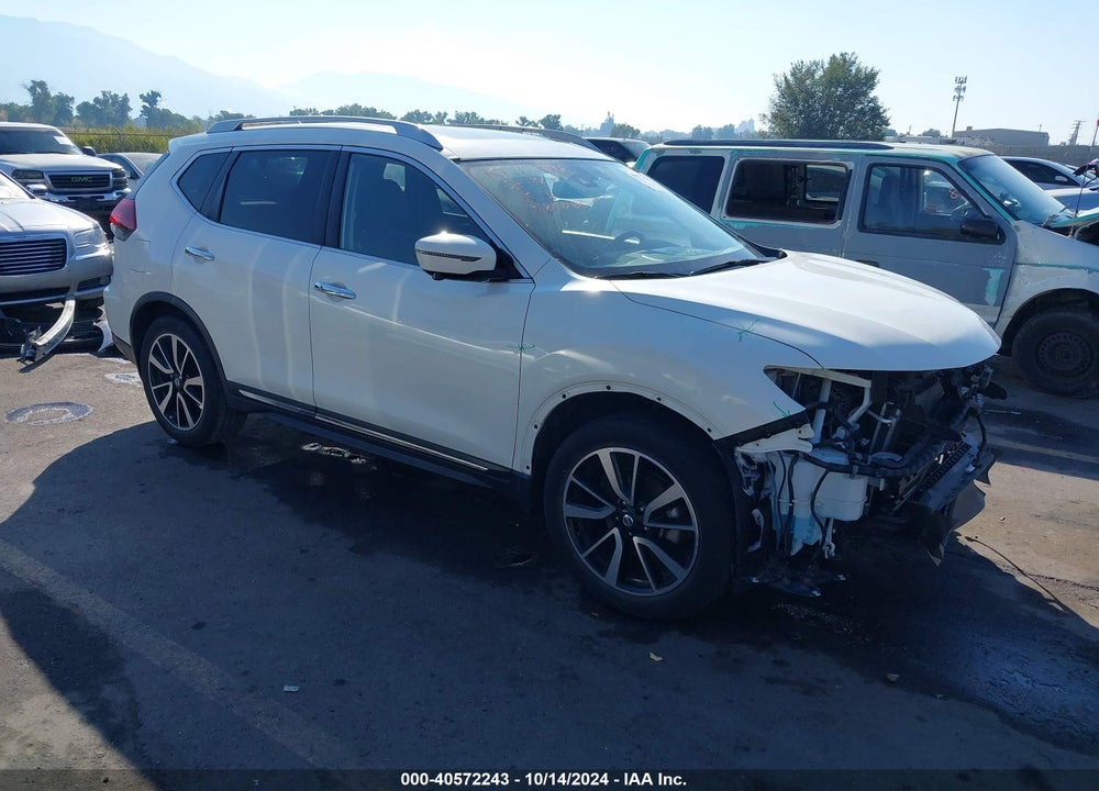 2018 NISSAN ROGUE SL VIN: JN8AT2MT5JW486786