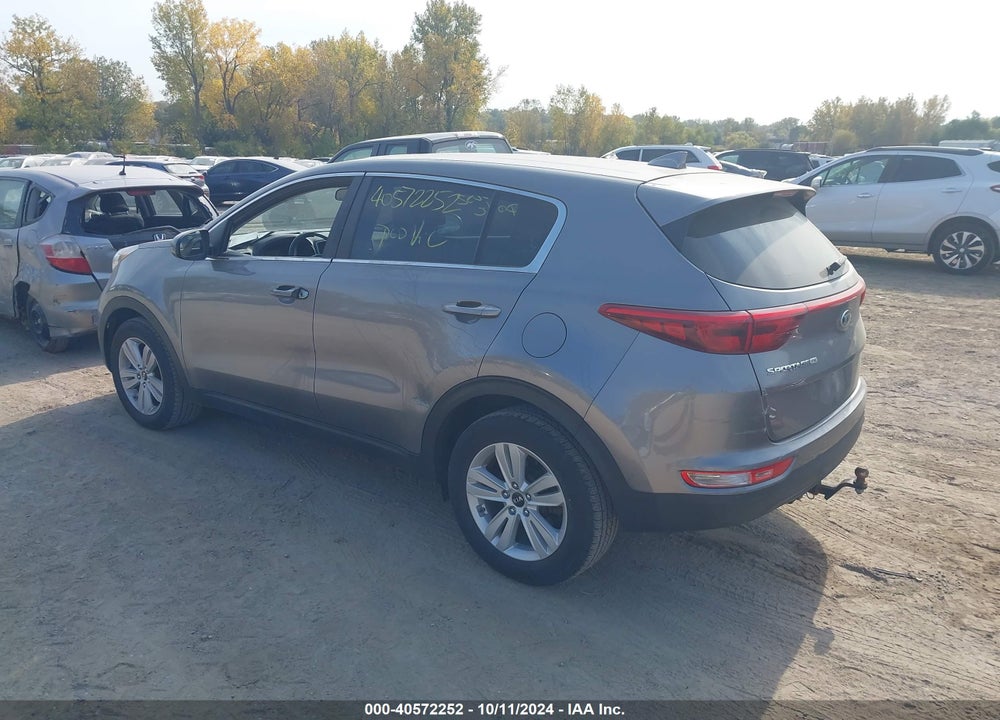 2017 KIA SPORTAGE LX VIN: KNDPM3ACXH7047102
