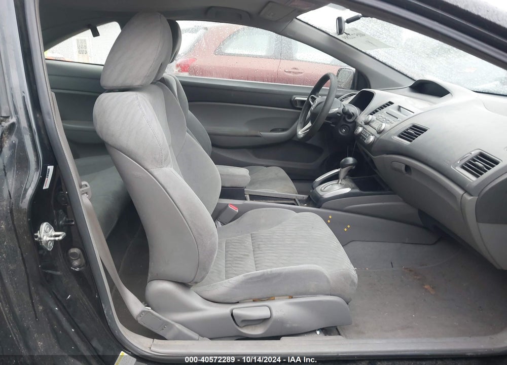 2009 HONDA CIVIC LX VIN: 2HGFG12609H527947