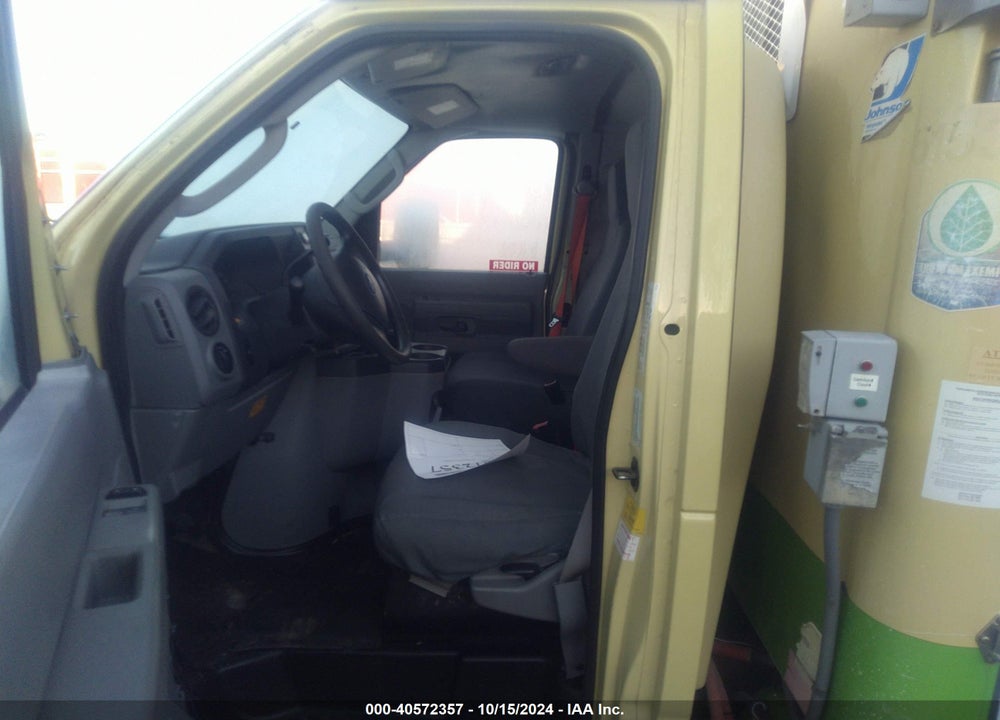 2010 FORD E-450 CUTAWAY VIN: 1FDXE4FL9ADA75584