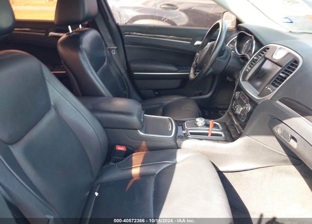 2015 CHRYSLER 300 LIMITED VIN: 2C3CCAAG1FH908875