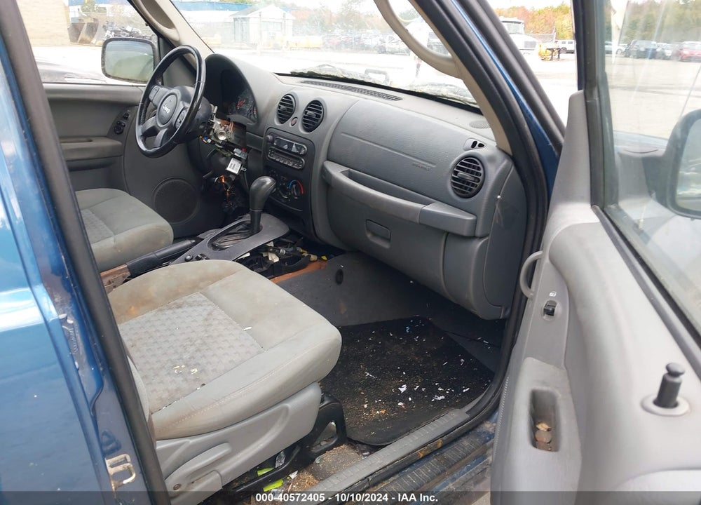 2006 JEEP LIBERTY SPORT VIN: 1J4GL48K96W179206