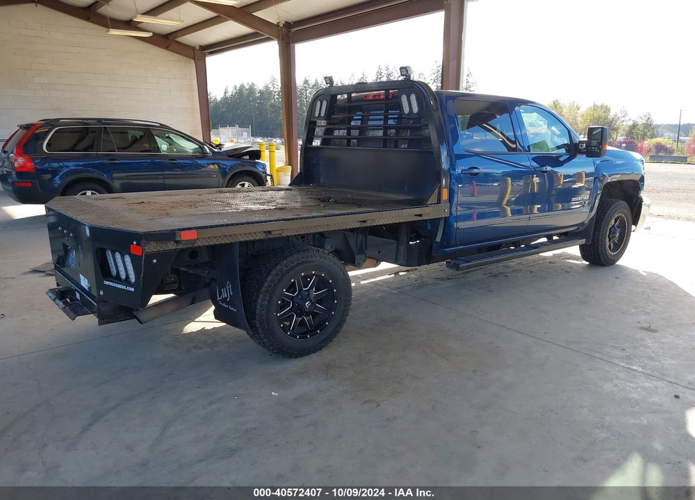 2017 CHEVROLET SILVERADO 3500HD LT VIN: 1GC4KZCG8HF117701