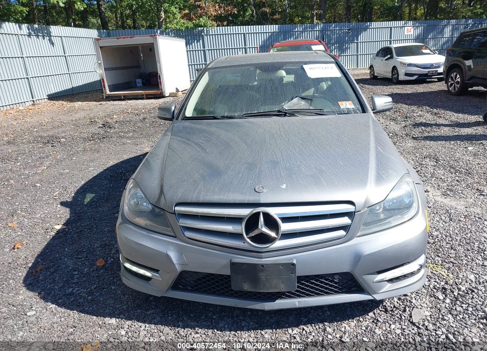 2012 MERCEDES-BENZ C 300 LUXURY 4MATIC/SPORT 4MATIC VIN: WDDGF8BB9CR225906