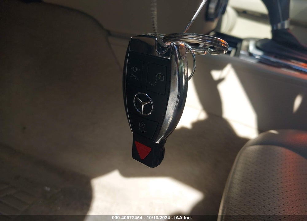 2012 MERCEDES-BENZ C 300 LUXURY 4MATIC/SPORT 4MATIC VIN: WDDGF8BB9CR225906