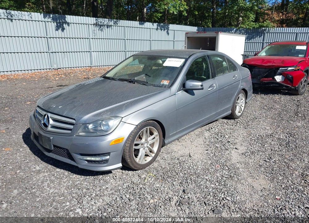 2012 MERCEDES-BENZ C 300 LUXURY 4MATIC/SPORT 4MATIC VIN: WDDGF8BB9CR225906