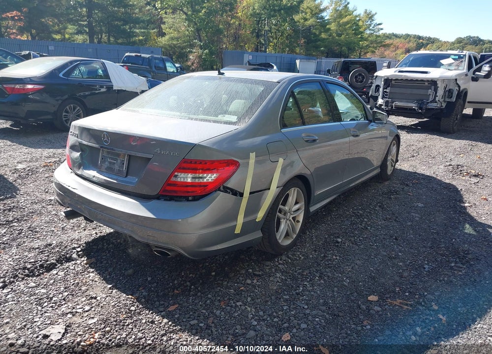 2012 MERCEDES-BENZ C 300 LUXURY 4MATIC/SPORT 4MATIC VIN: WDDGF8BB9CR225906