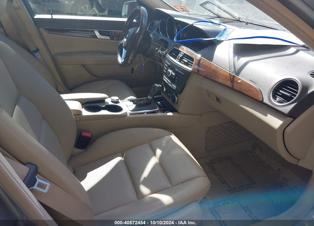 2012 MERCEDES-BENZ C 300 LUXURY 4MATIC/SPORT 4MATIC VIN: WDDGF8BB9CR225906