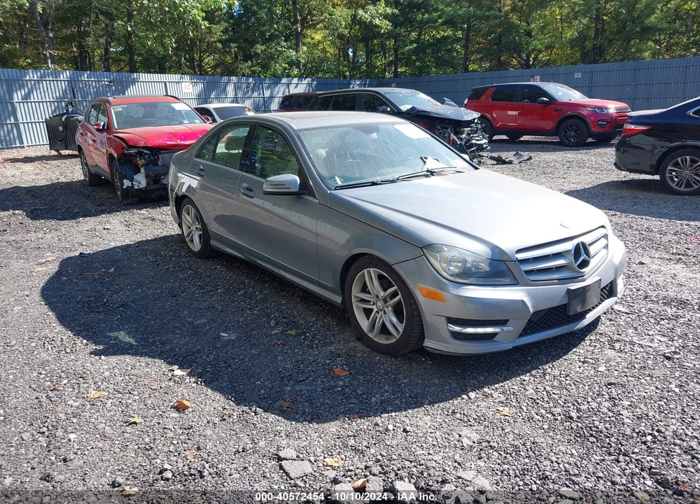 2012 MERCEDES-BENZ C 300 LUXURY 4MATIC/SPORT 4MATIC VIN: WDDGF8BB9CR225906