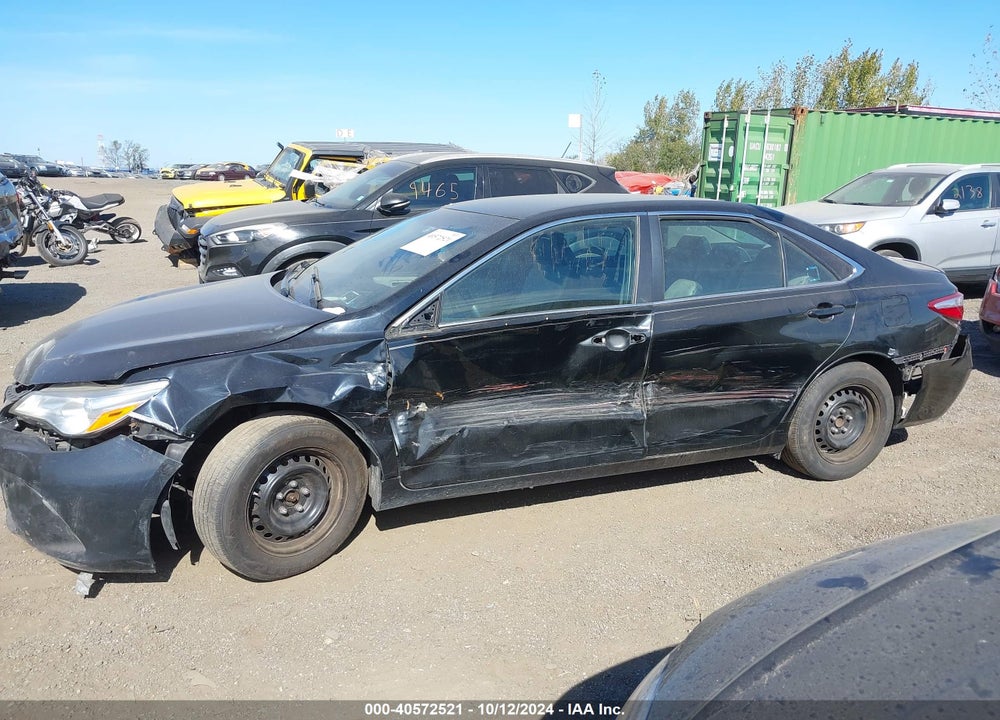 2015 TOYOTA CAMRY SE VIN: 4T1BF1FK5FU498439