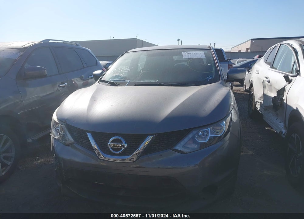 2017 NISSAN ROGUE SPORT S VIN: JN1BJ1CP4HW014015