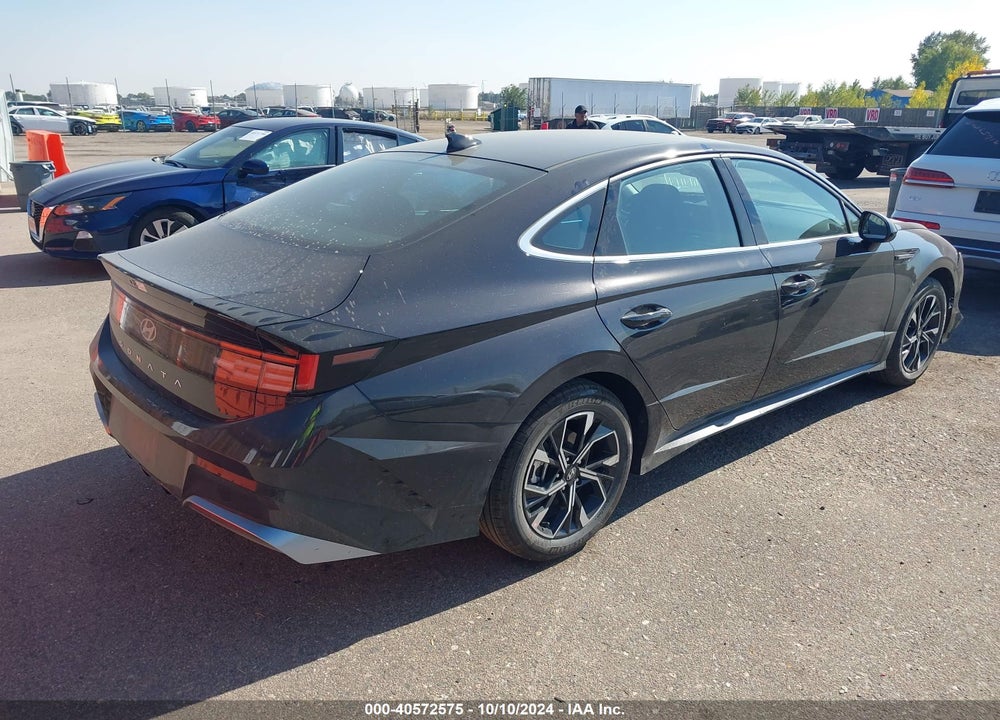 2024 HYUNDAI SONATA SEL VIN: KMHL64JA9RA424841