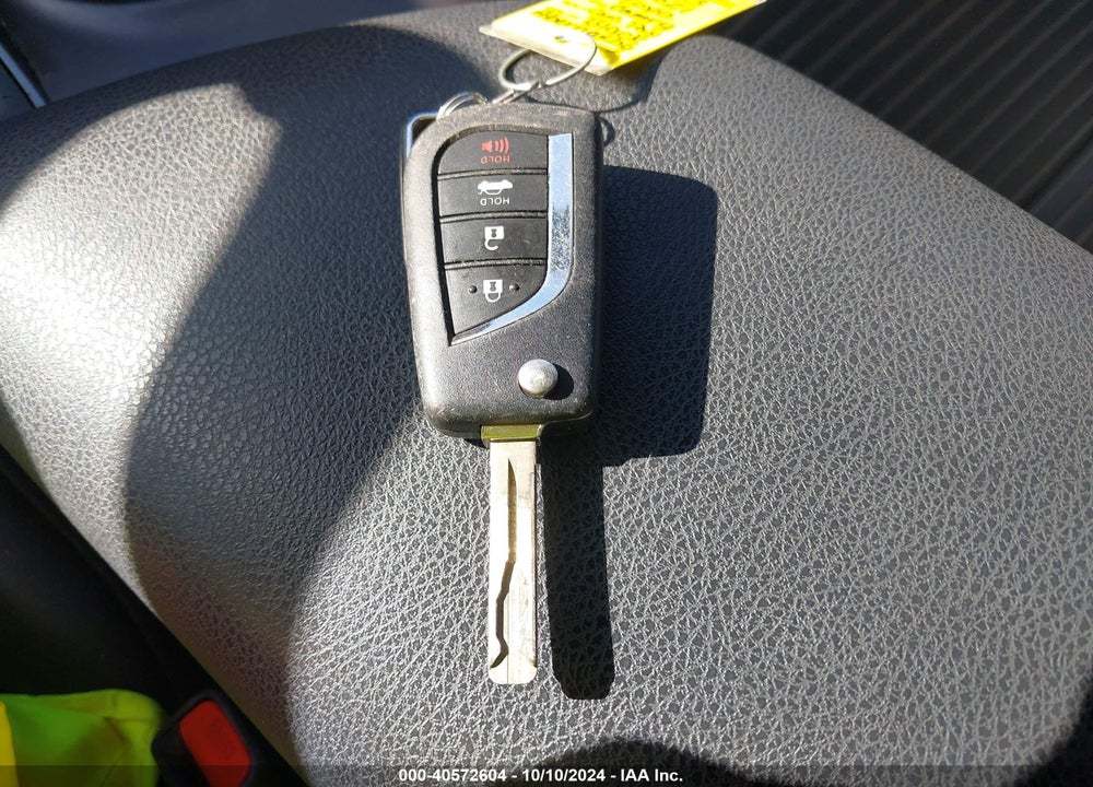 2021 TOYOTA CAMRY SE VIN: 4T1G11AK9MU560997