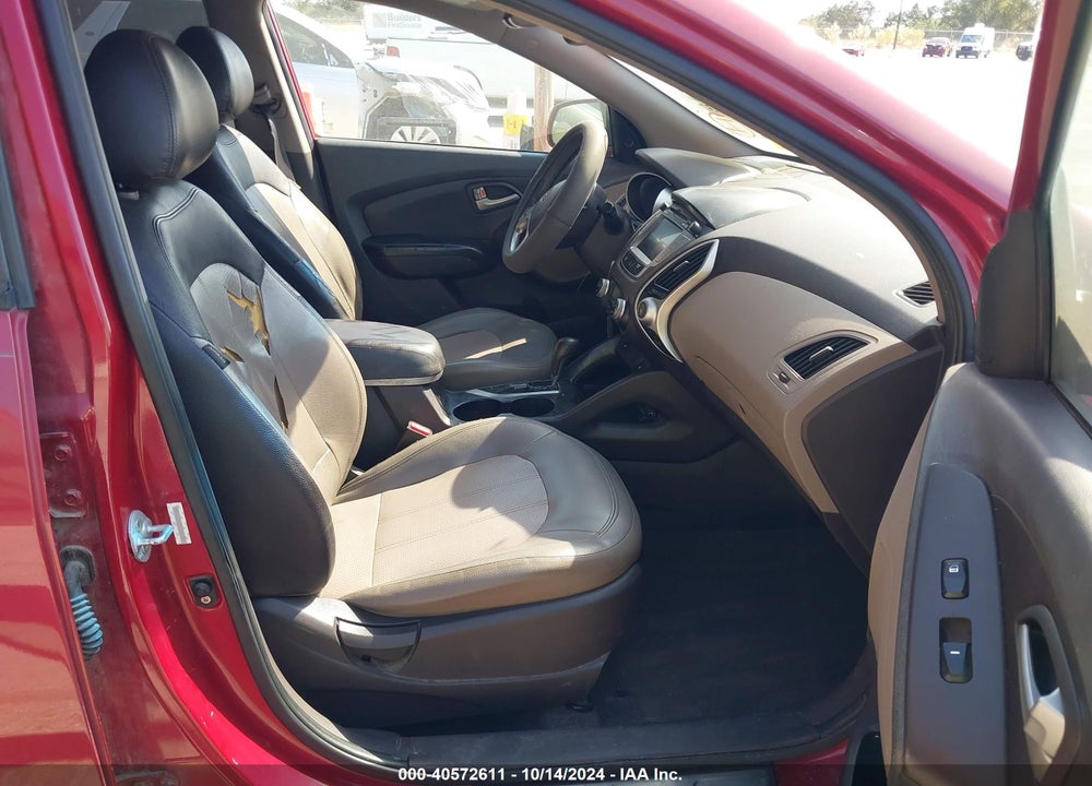 2013 HYUNDAI TUCSON LIMITED VIN: KM8JU3AC3DU741076