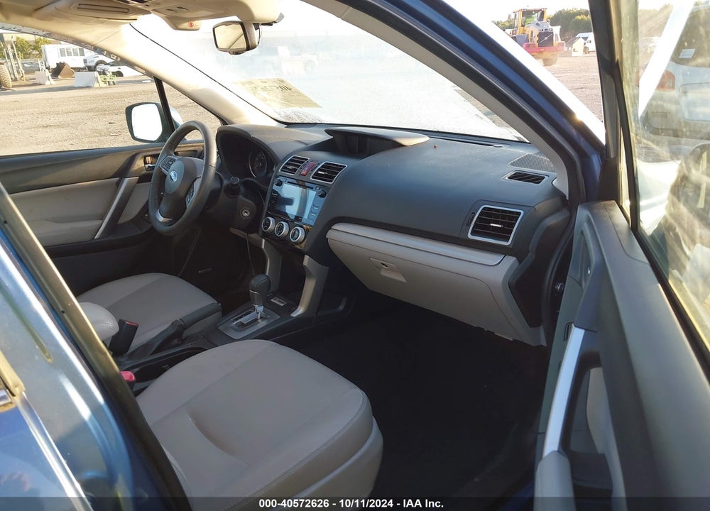 2016 SUBARU FORESTER 2.5I LIMITED VIN: JF2SJARCXGH414652
