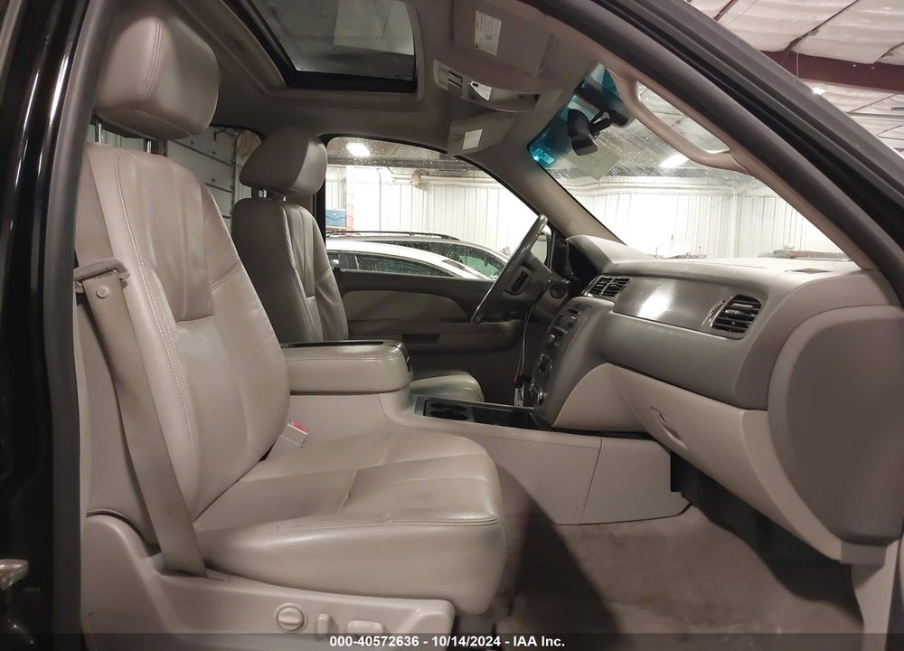 2009 CHEVROLET SUBURBAN 1500 LT2 VIN: 1GNFK26339R223778