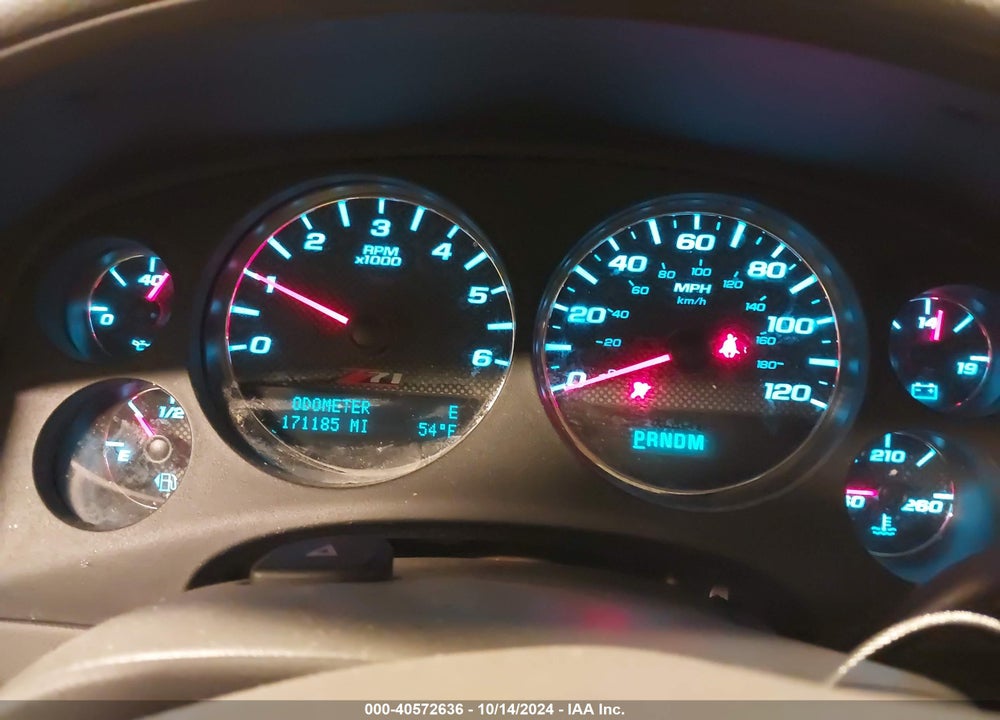 2009 CHEVROLET SUBURBAN 1500 LT2 VIN: 1GNFK26339R223778
