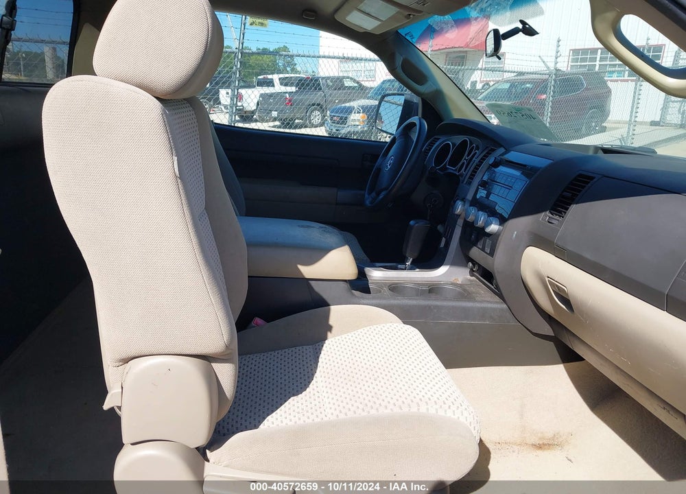 2010 TOYOTA TUNDRA GRADE 5.7L V8 VIN: 5TFKW5F18AX003810