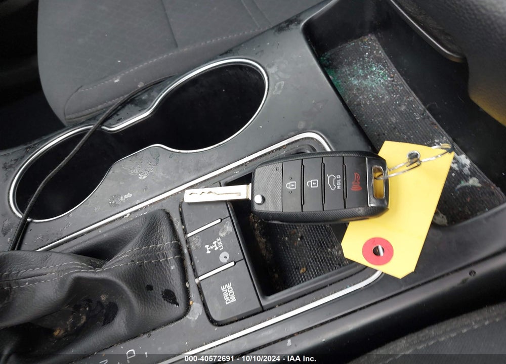 2020 KIA SORENTO 2.4L LX VIN: 5XYPGDA36LG699000