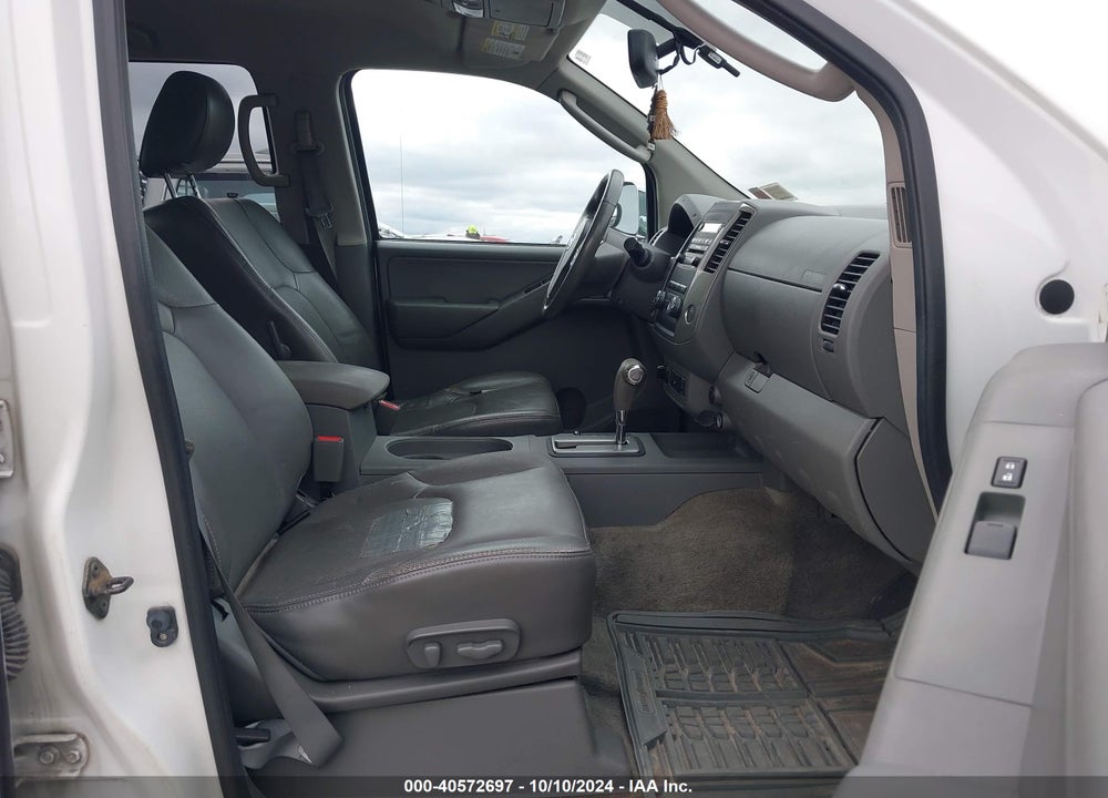 2011 NISSAN FRONTIER SL VIN: 1N6AD0EV5BC429565