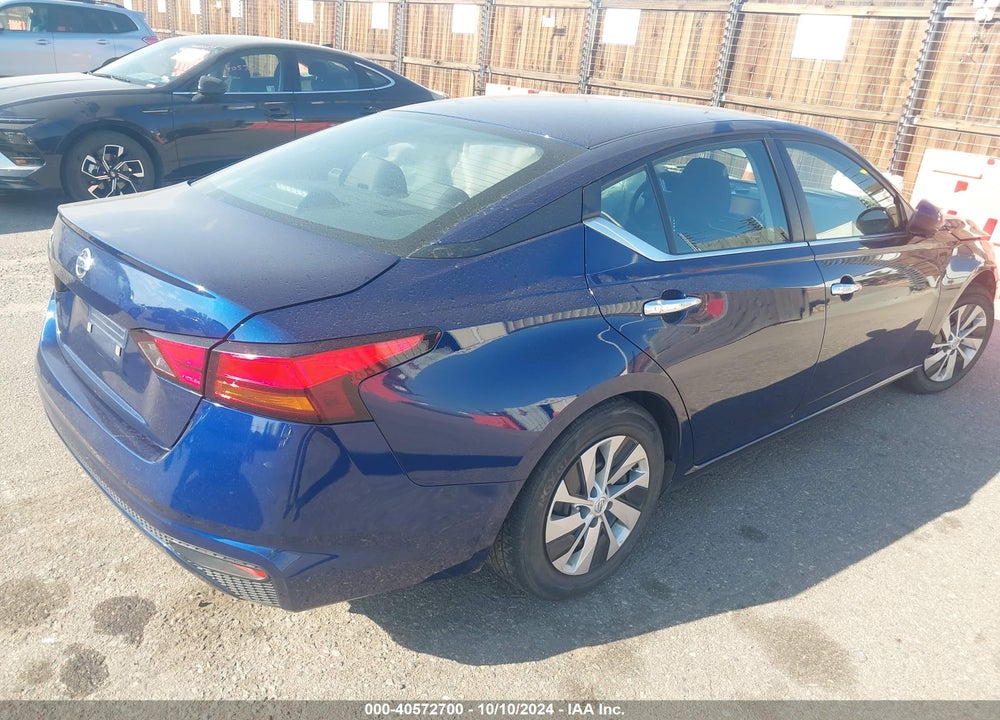 2022 NISSAN ALTIMA S FWD VIN: 1N4BL4BV9NN382271