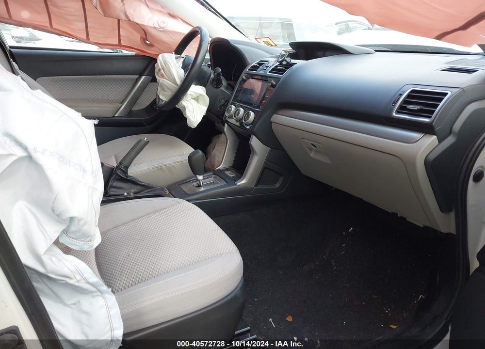 2018 SUBARU FORESTER 2.5I PREMIUM VIN: JF2SJAGC5JH512675