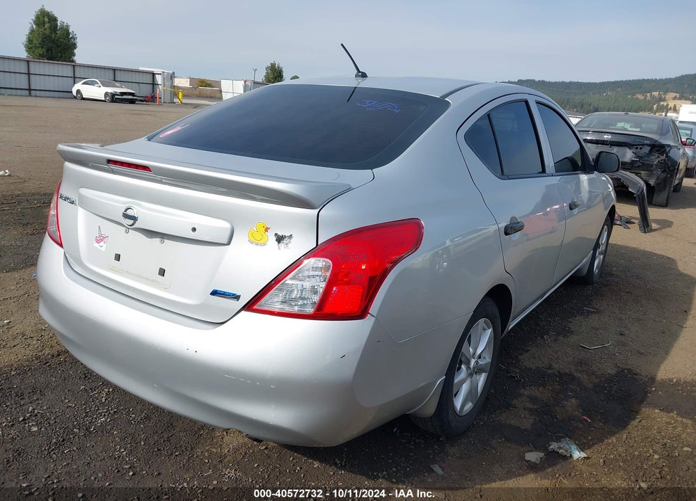 2014 NISSAN VERSA 1.6 S+ VIN: 3N1CN7AP8EL855769