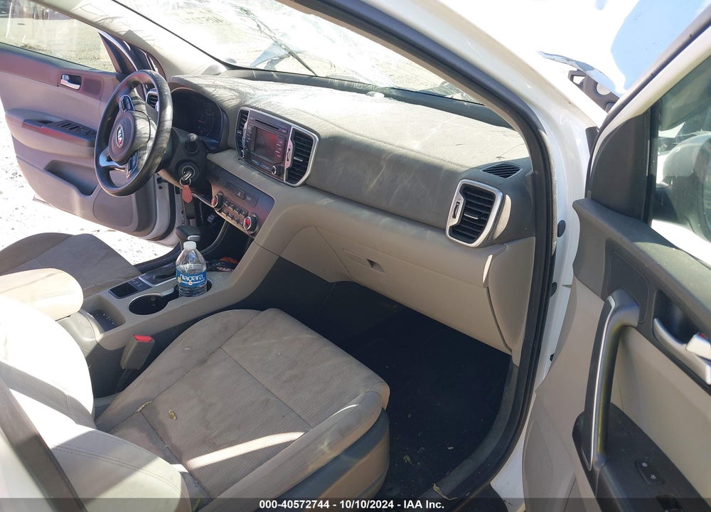 2019 KIA SPORTAGE LX VIN: KNDPMCAC6K7612307