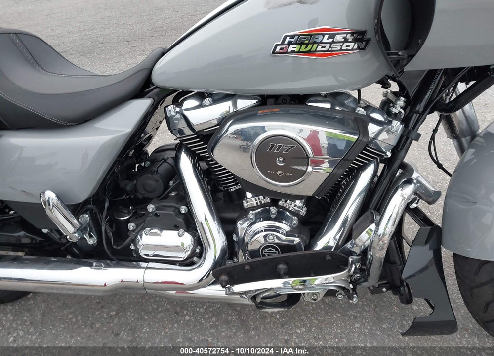 2024 HARLEY-DAVIDSON FLTRX VIN: 1HD1KH722RB611197