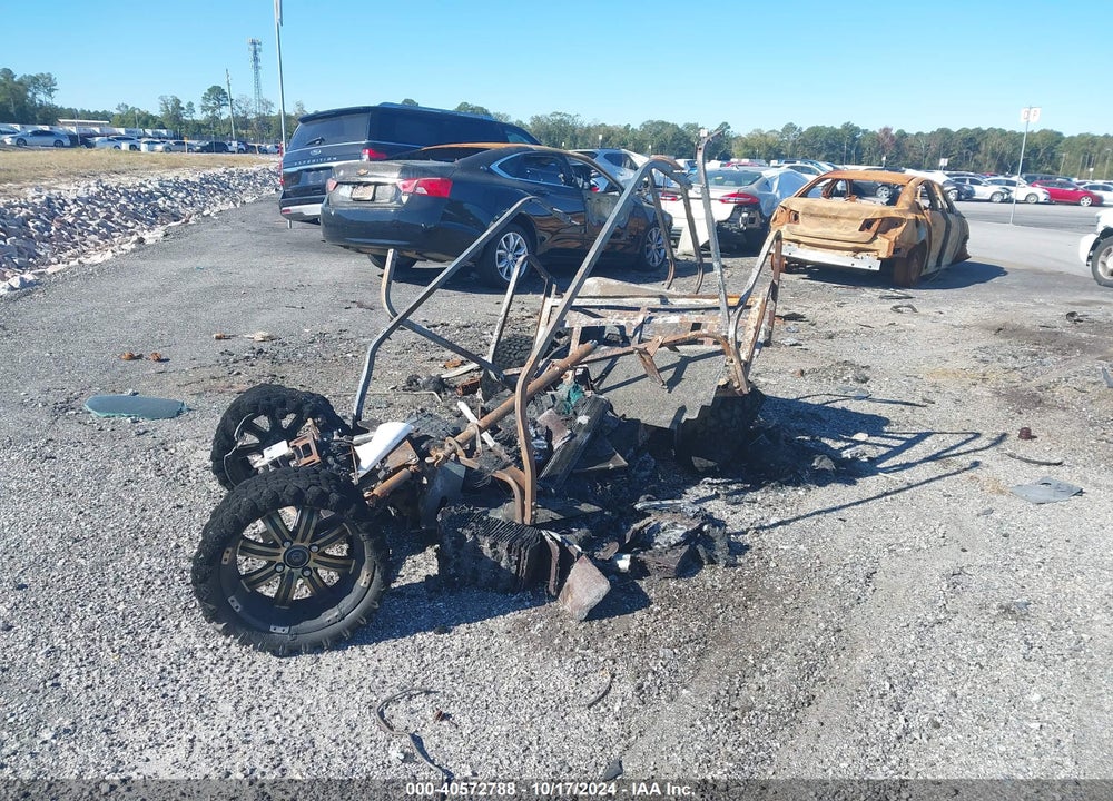 2016 CLUB CAR 14 HP VIN: JE1633665802