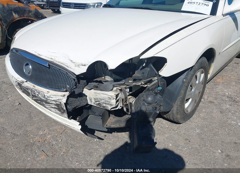 2007 BUICK LACROSSE CX VIN: 2G4WC552971170750