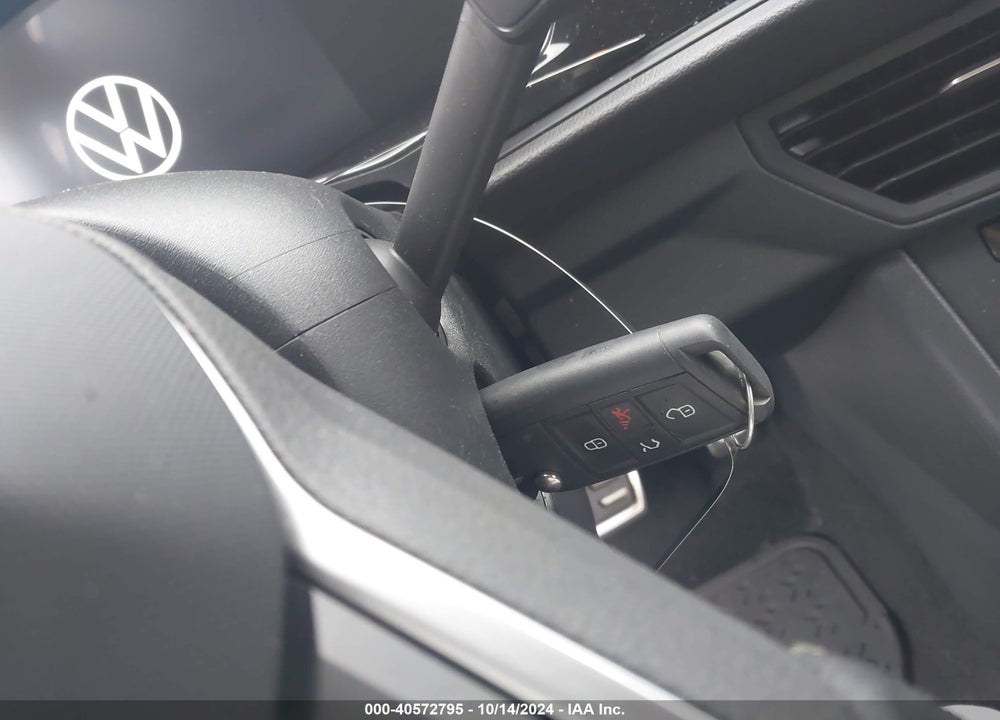 2024 VOLKSWAGEN JETTA 1.5T SPORT VIN: 3VWBM7BU0RM077867