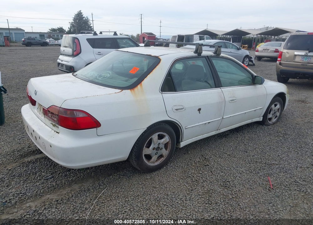 1998 HONDA ACCORD EX VIN: 1HGCG5550WA163178
