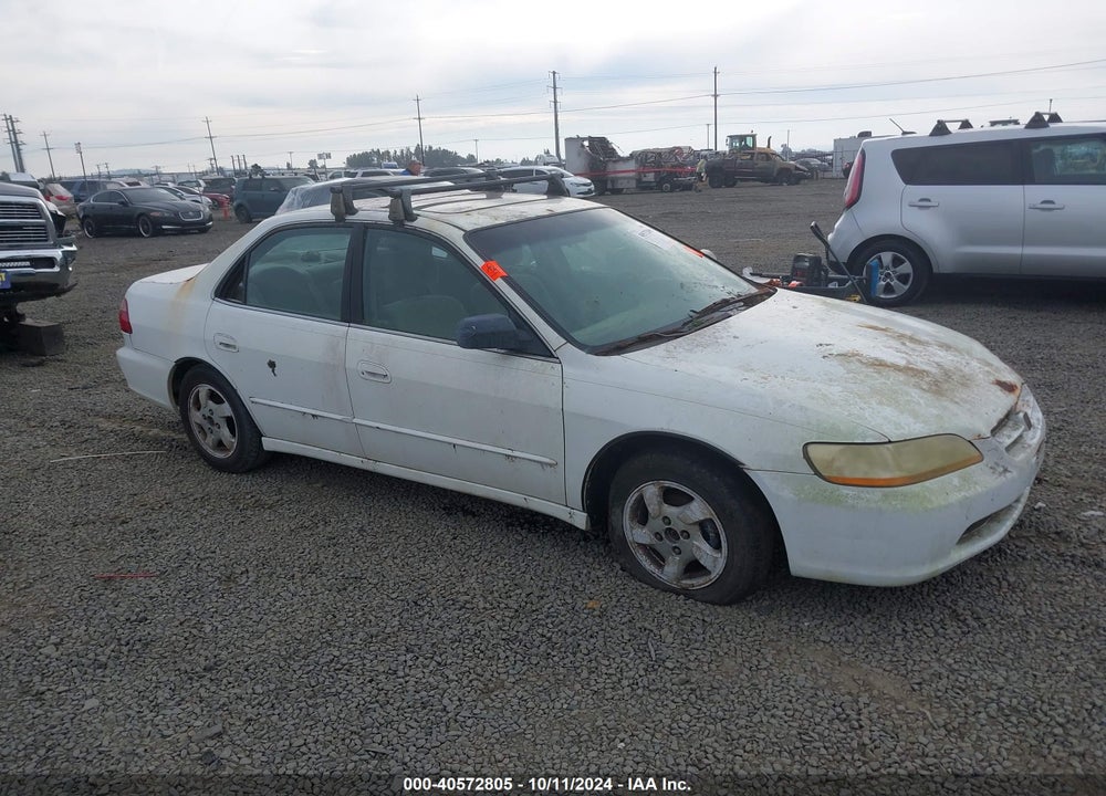 1998 HONDA ACCORD EX VIN: 1HGCG5550WA163178