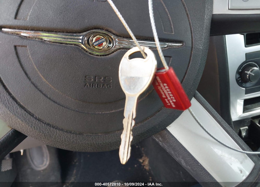 2005 CHRYSLER 300C VIN: 2C3JA63H15H132536