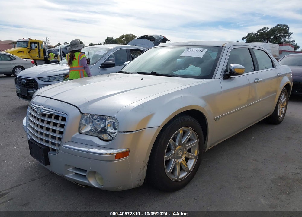 2005 CHRYSLER 300C VIN: 2C3JA63H15H132536