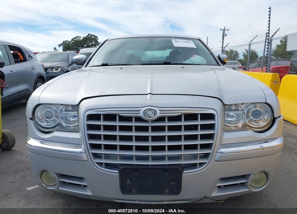 2005 CHRYSLER 300C VIN: 2C3JA63H15H132536