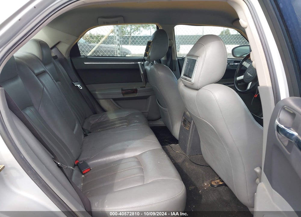 2005 CHRYSLER 300C VIN: 2C3JA63H15H132536