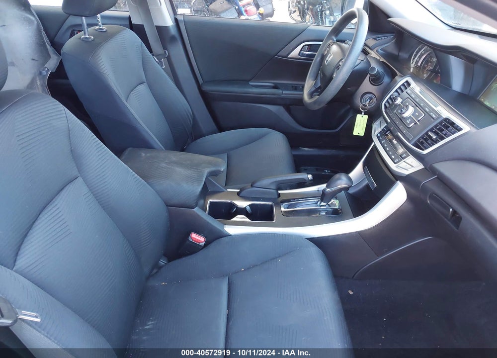 2015 HONDA ACCORD LX VIN: 1HGCR2F39FA084436