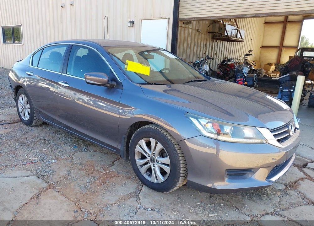 2015 HONDA ACCORD LX VIN: 1HGCR2F39FA084436