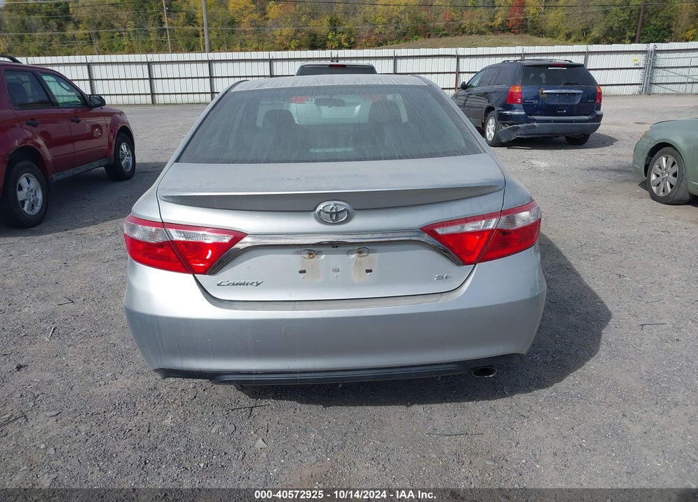 2015 TOYOTA CAMRY SE VIN: 4T1BF1FK3FU045730