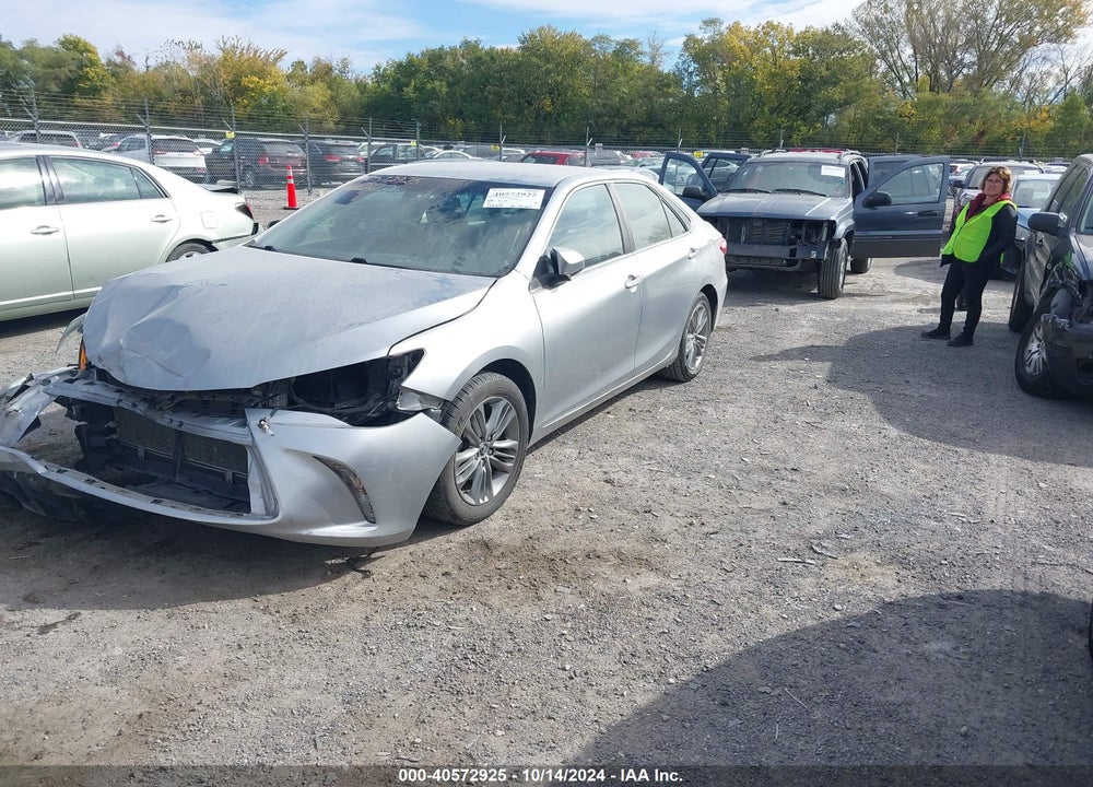 2015 TOYOTA CAMRY SE VIN: 4T1BF1FK3FU045730