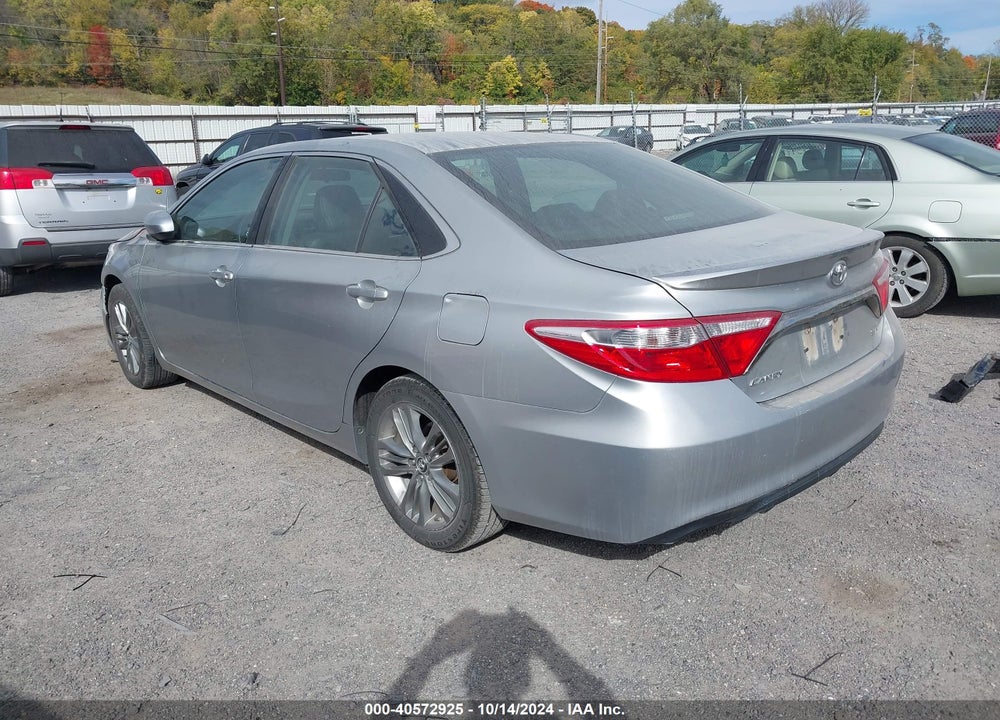 2015 TOYOTA CAMRY SE VIN: 4T1BF1FK3FU045730