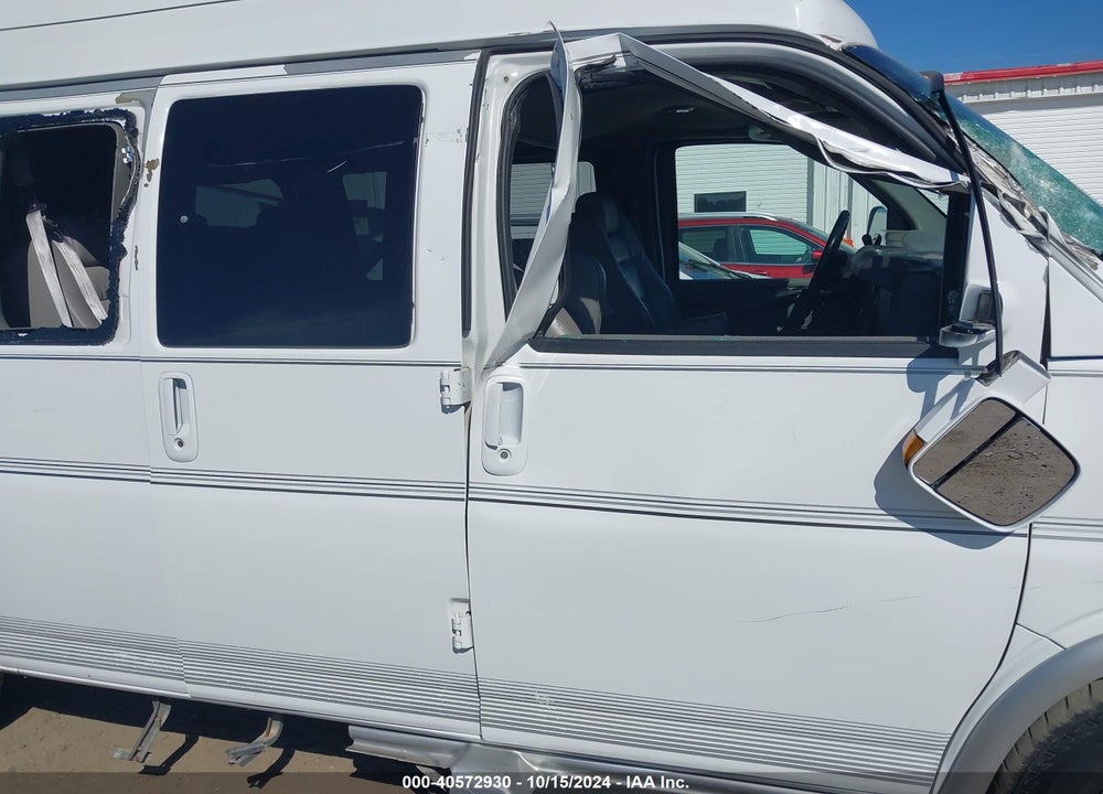 2010 CHEVROLET EXPRESS 1500 UPFITTER VIN: 1GBUGEB42A1110400