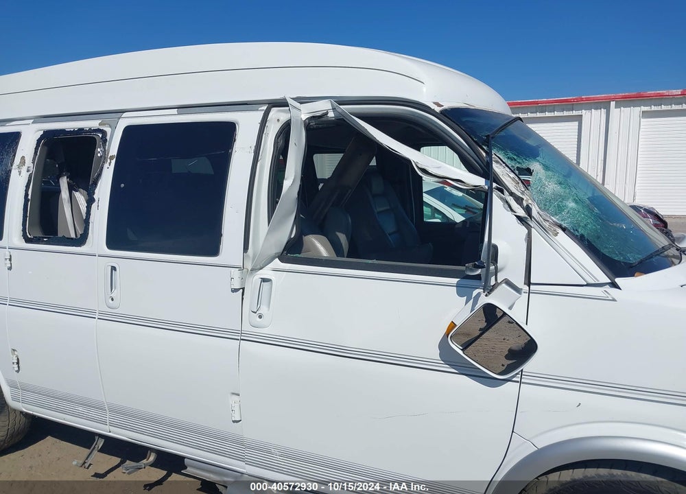 2010 CHEVROLET EXPRESS 1500 UPFITTER VIN: 1GBUGEB42A1110400