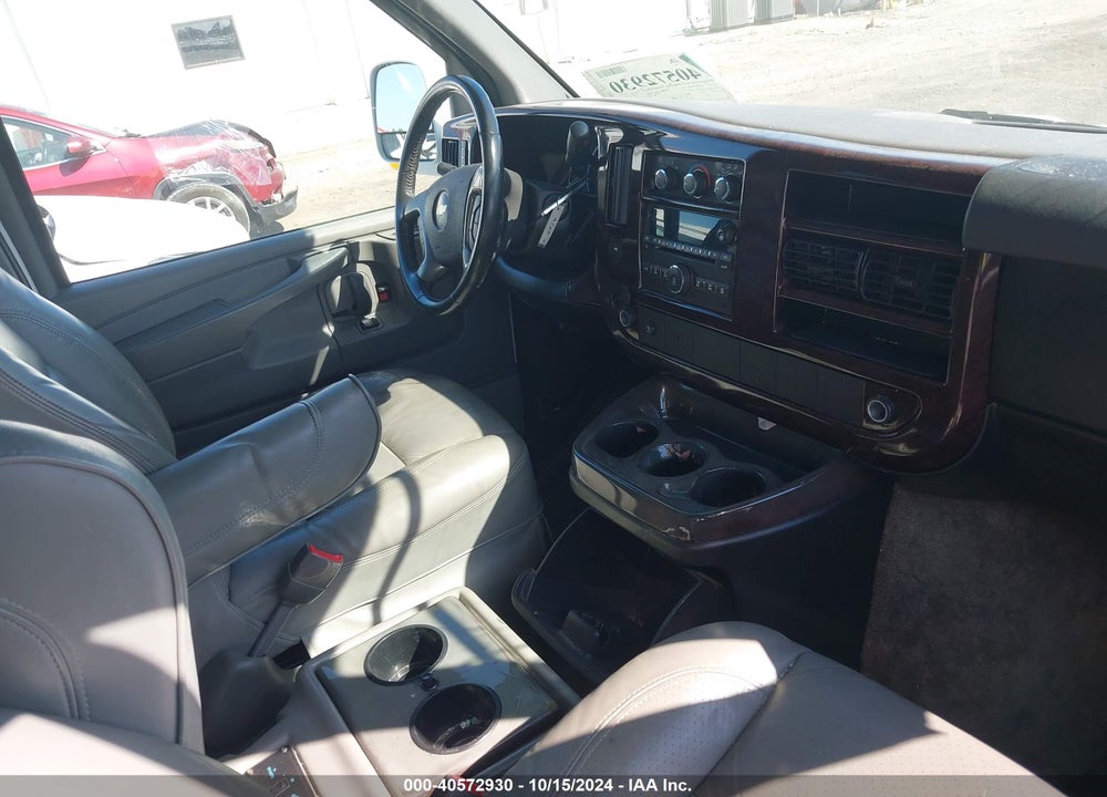 2010 CHEVROLET EXPRESS 1500 UPFITTER VIN: 1GBUGEB42A1110400