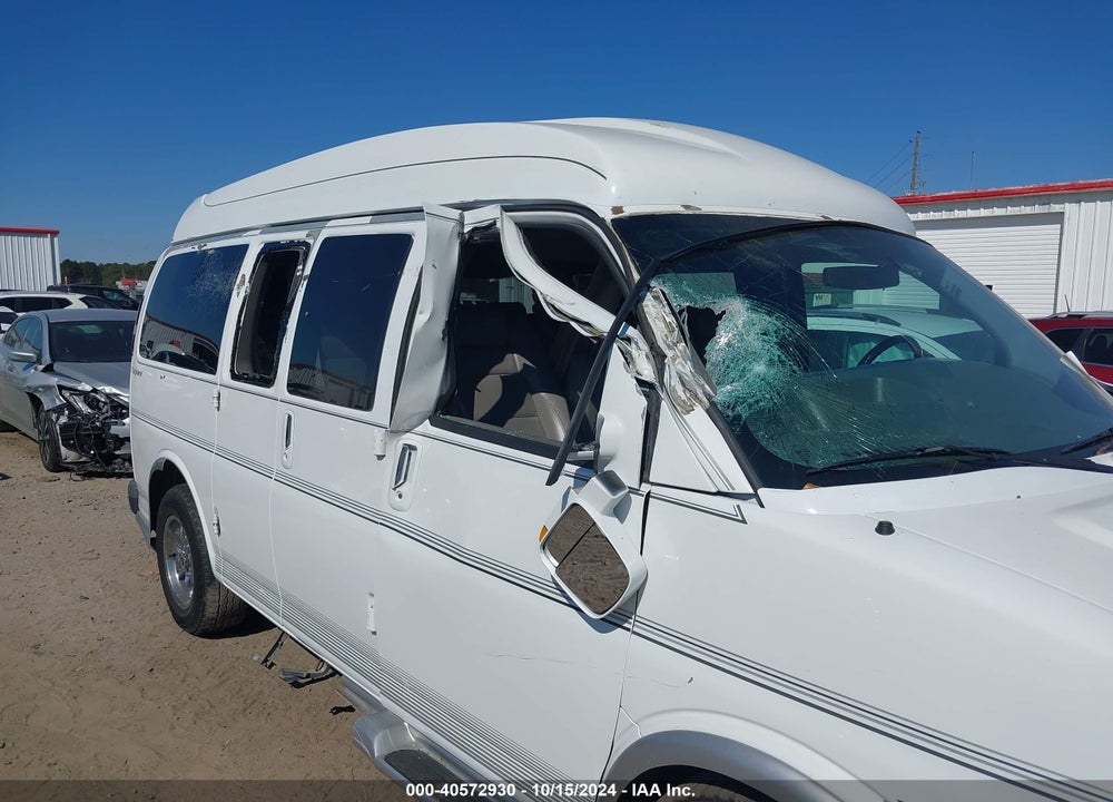 2010 CHEVROLET EXPRESS 1500 UPFITTER VIN: 1GBUGEB42A1110400
