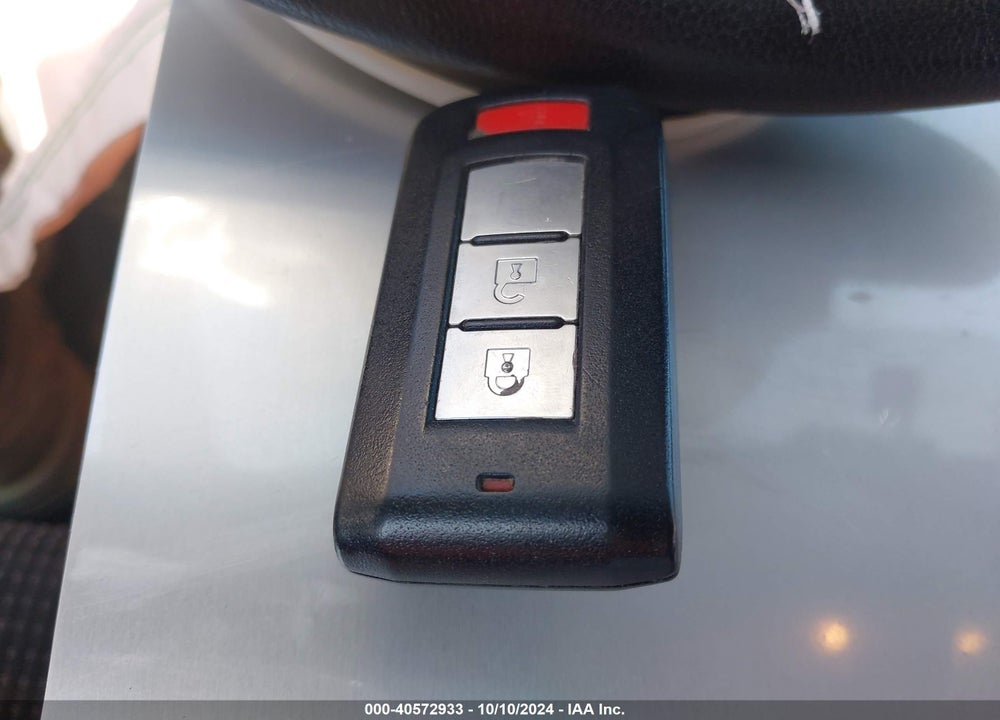 2008 MITSUBISHI LANCER DE/ES VIN: JA3AU26U98U040210