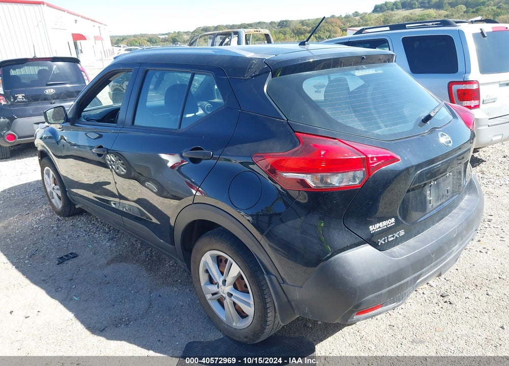 2019 NISSAN KICKS S VIN: 3N1CP5CUXKL559813
